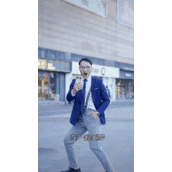 Python制作动态字符画代码示例