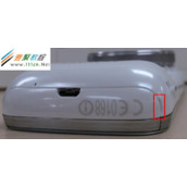 Galaxy S4 zoom如何安装SIM卡、SD卡和电池?(C101)