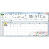 Excel2010的窗口冻结怎么用 Excel2010冻结窗口的方法