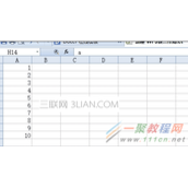 wps表格放大缩小方法