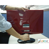 三星液晶显示器S19A330BW如何调整屏幕角度