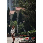 佳能5DMarkII相机拍摄全身街景人像照片教程