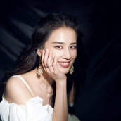 鼠标移到图片上显示跟随鼠标移动的层