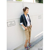 秋季美女如何选择包包