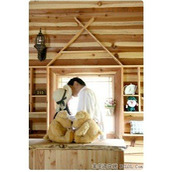 最新非主流情侣接吻床图下载