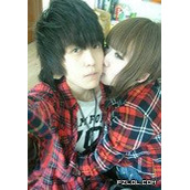 非主流情侣牵手与接吻图片