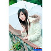 清纯漂亮的非主流现代美女图片