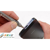 如何给iphone(苹果)手机开盖去除污垢