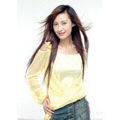 ps照片抠图后怎么给人物换背景