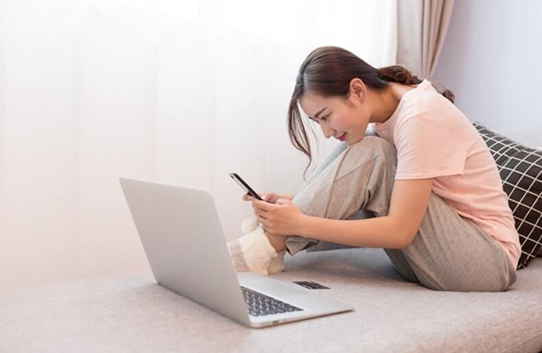 做自媒体写作好还是做短视频好