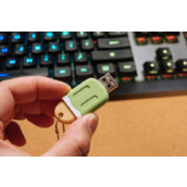 U盘提示0x800701b1解决方法