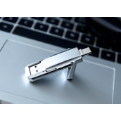 U盘出现0x80070570错误解决方法