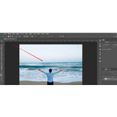 PS如何把照片制作成时空隧道效果?