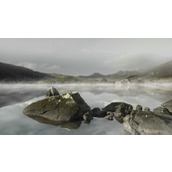 如何使用Photoshop给风景图片渲染出薄雾蒙蒙的效果？