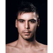 ps给帅气好看的男士图片脸部精修磨皮教程