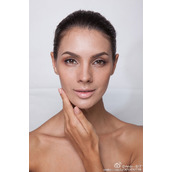 如何用Photoshop双曲线去处理前期不足的淡妆片子？