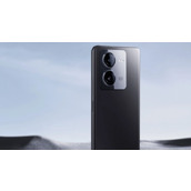 iqooz8采用什么材质制作