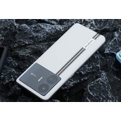 真我gt5手机支持多少w快充