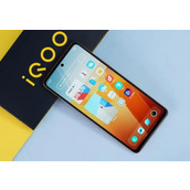 iqooz8测试分数是多少