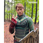 詹森·阿克斯将出演《黑袍》衍生剧《五号世代》