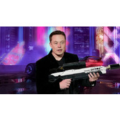 马斯克带枪闯入《2077》录音棚要求客串游戏角色