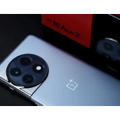 一加ace3是不是曲面屏设计