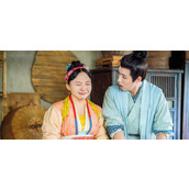 《兰闺喜事》路不平为什么要躲在春佩兰家里