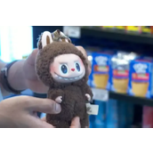 年轻人的新共识 Labubu、CSGO与meme币