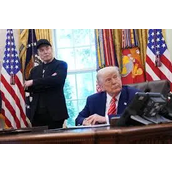 友谊的小船说翻就翻，深度复盘特朗普和马斯克“相爱相杀”全剧情