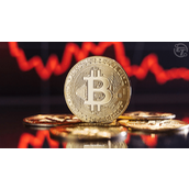 突发新闻：美联储维持利率不变，比特币或跌破10.4万美元