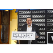 Vanadi Coffee 陷财务危机、 ALL IN 比特币求翻身！专家不看好原因曝光