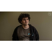 萨姆·班克曼-弗里德后悔将FTX控制权交给新任CEO