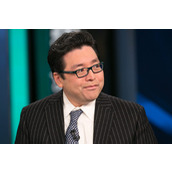 唱多以太币被骂「弱智」！Tom Lee「神回 1 句话」呛爆 Andrew Kang