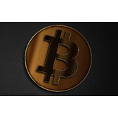 比特币长期持有者持续抛售持仓，市场疲软态势依旧