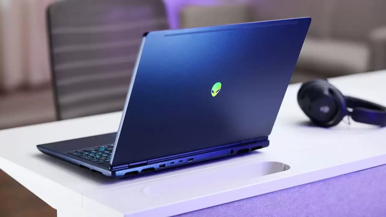 Alienware 16X Aurora RTX 5070 游戏本立减 2000 美元：搭载 64GB 内存与 4TB SSD