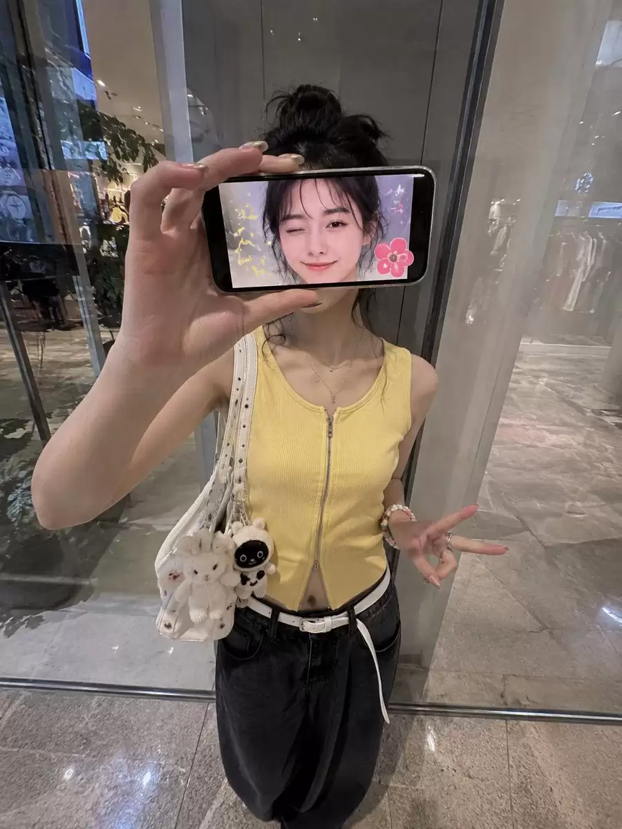 iPhone 手机框人像效果