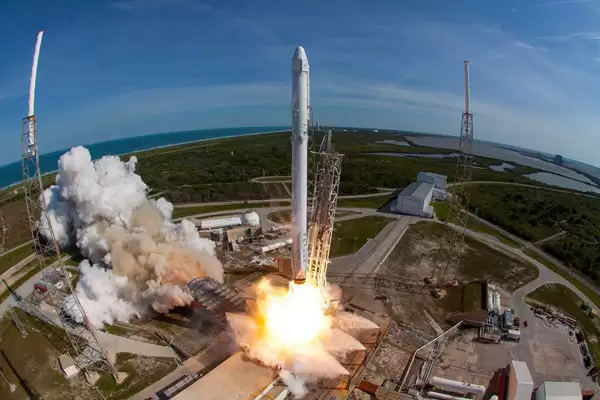 强强联手：SpaceXAI 与 Cursor 联手打造 AI 模型：性能或直追 GPT-5.5