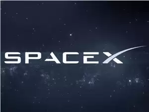 马斯克再掷王炸：SpaceX申请发射 10 万颗卫星：要给AI铺一条"太空高速公路"