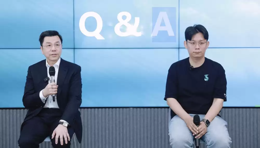 李开复要做升级版的Palantir：零一万物发布"一号位AI"