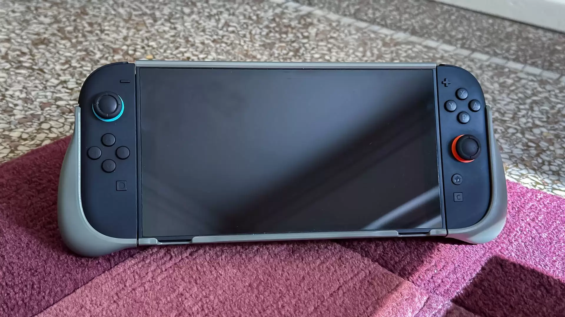 贝尔金 Nintendo Switch 2 充电握把使用评测