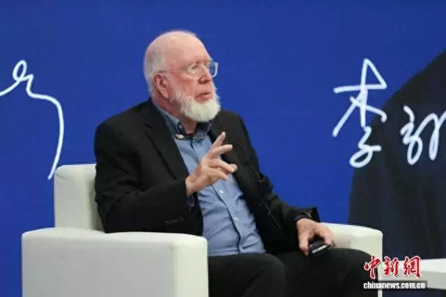 凯文·凯利：人工智能时代，提出问题的价值远高于获取答案