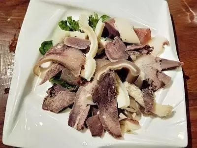 四川名吃跷脚牛肉得名由来-四川名吃跷脚牛肉得名原因