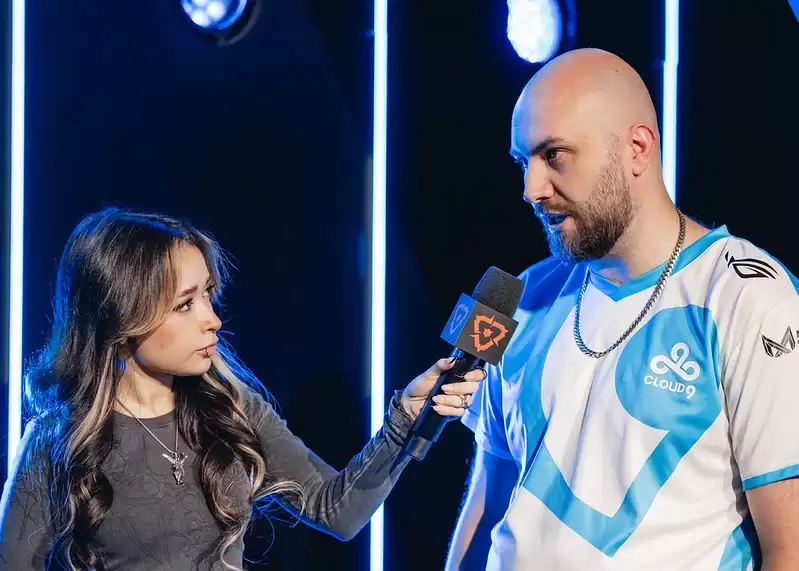 Cloud9 与 Immi 分道扬镳，由 Veer 接任主教练一职