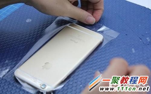 iPhone6 Plus怎么贴膜？iPhone6贴膜技巧