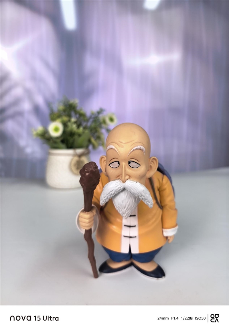 前后双红枫上阵 华为nova 15 Ultra全面评测：年轻人的影像轻旗舰！