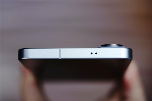 第五代骁龙8至尊版加持！三星Galaxy S26+手机体验评测：轻薄与性能兼得