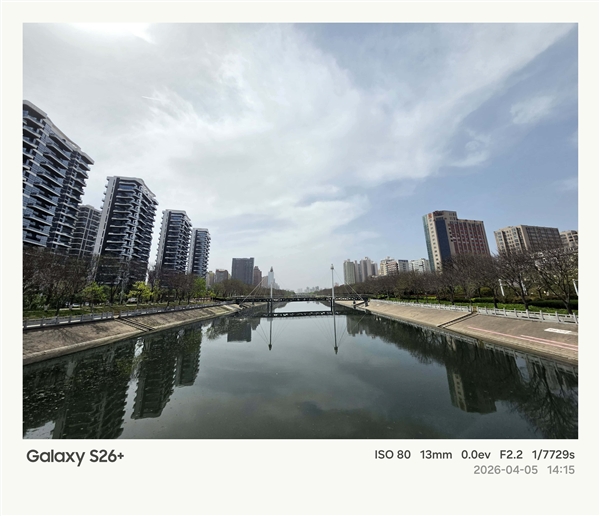 第五代骁龙8至尊版加持！三星Galaxy S26+手机体验评测：轻薄与性能兼得