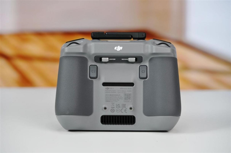 大疆 Lito X1航拍无人机评测：年轻人的第一台航拍机 这次真的敢飞了
