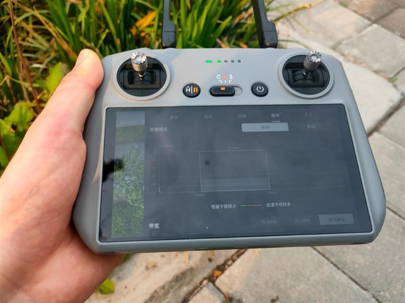 大疆 Lito X1航拍无人机评测：年轻人的第一台航拍机 这次真的敢飞了