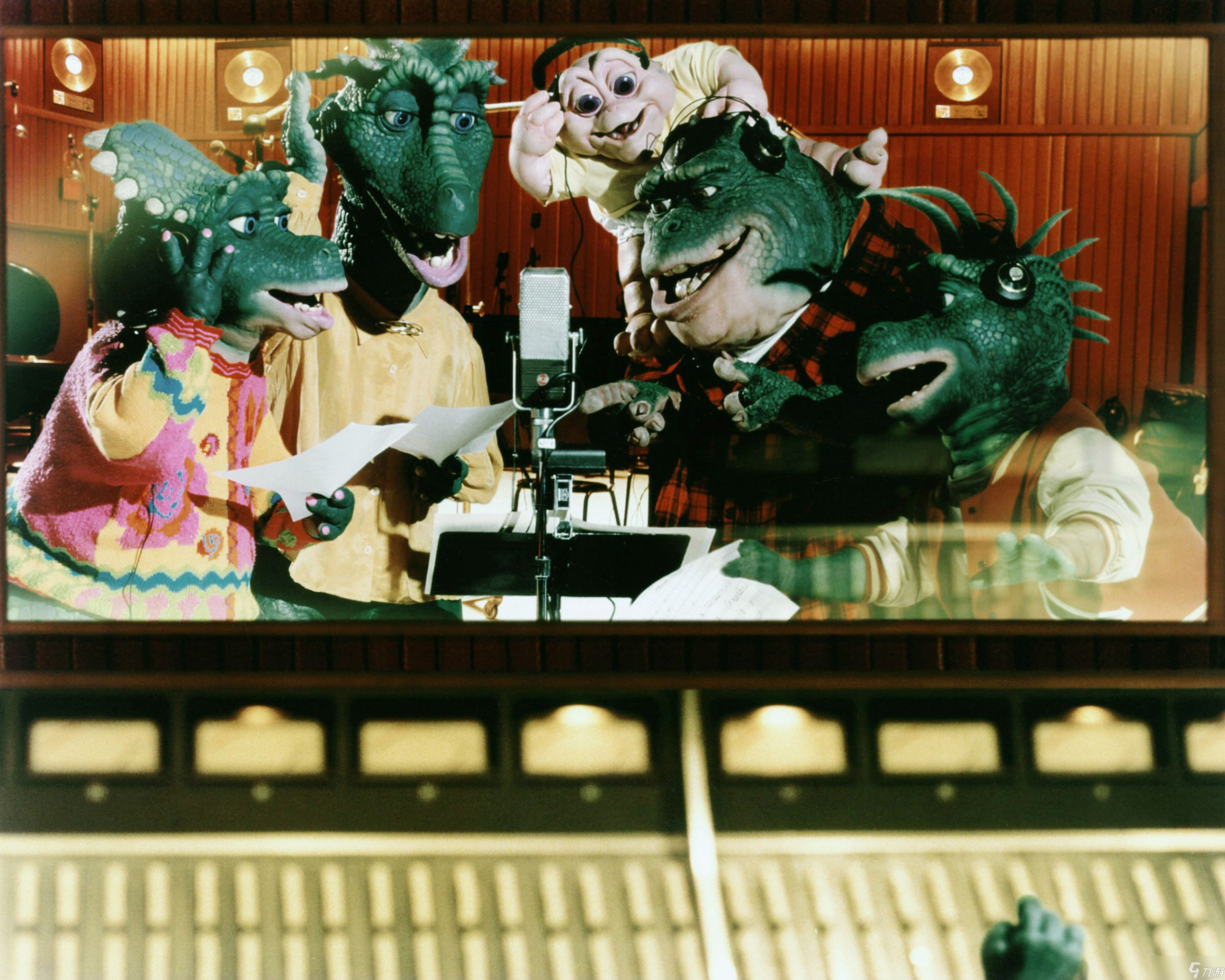 《Jim Henson’s Dinosaurs》迎来35周年：专访编剧兼设计师Kirk Thatcher